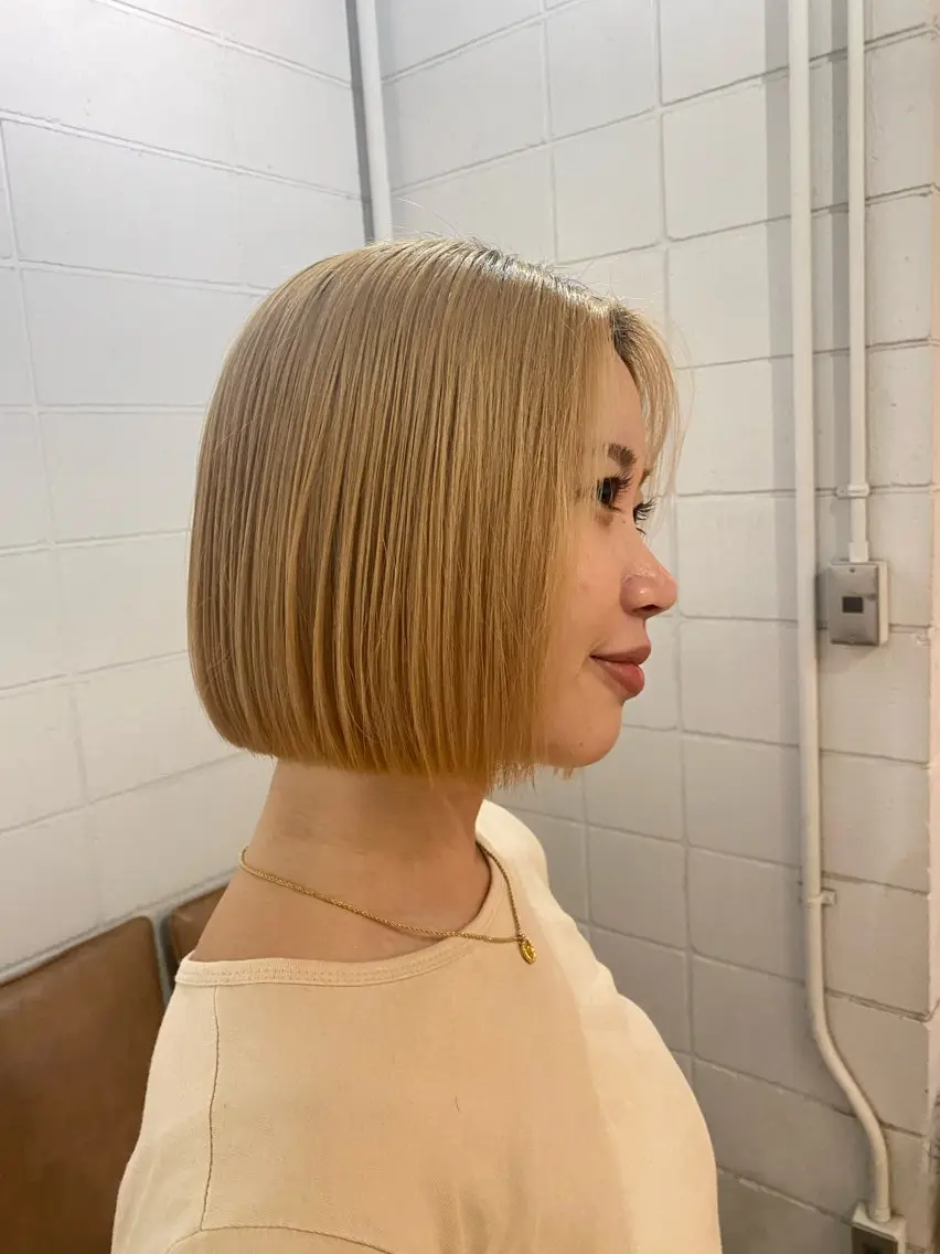 ショート ボブ 新美 千奈のヘアスタイル