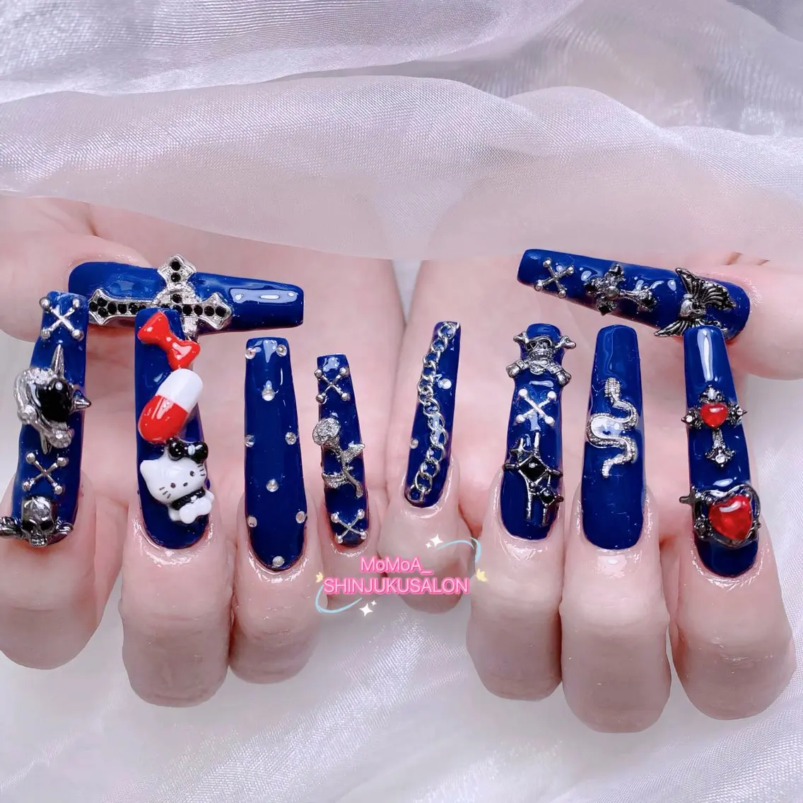 ネイル 成人式 ジェルネイル ネイルチップ ハンドネイル MoMoA Nail ネイル長さ出し専門店のネイルデザイン