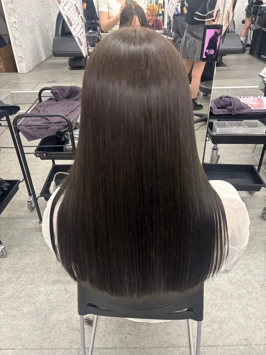 ロング ヘアカラー トリートメント 縮毛矯正/ブリーチな しラベンダー/心優のヘアスタイル