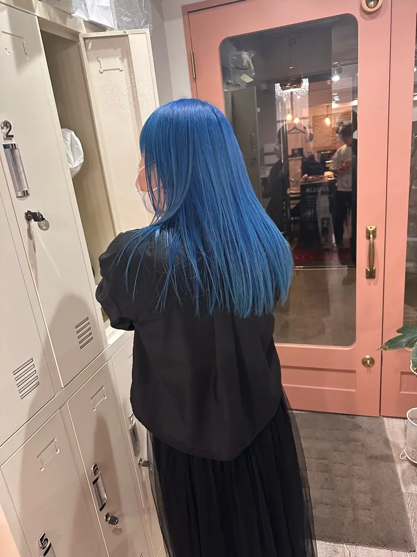 ブリーチ+カラー+ブローの写真
