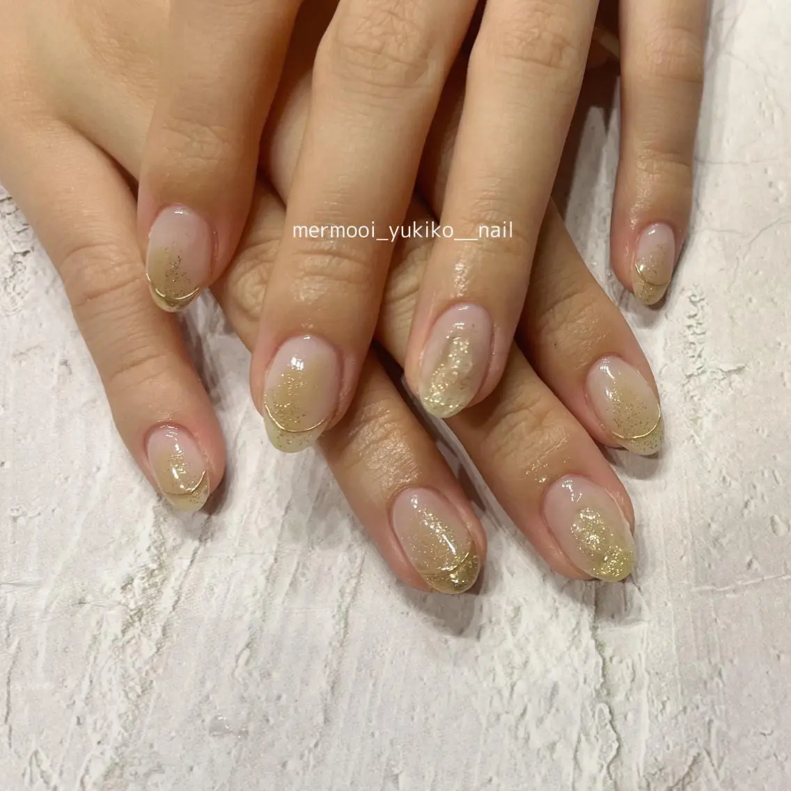 ネイル アートネイル ジェルネイル ゴールド 韓国ネイル ミラーネイル mermooi nailのネイルデザイン