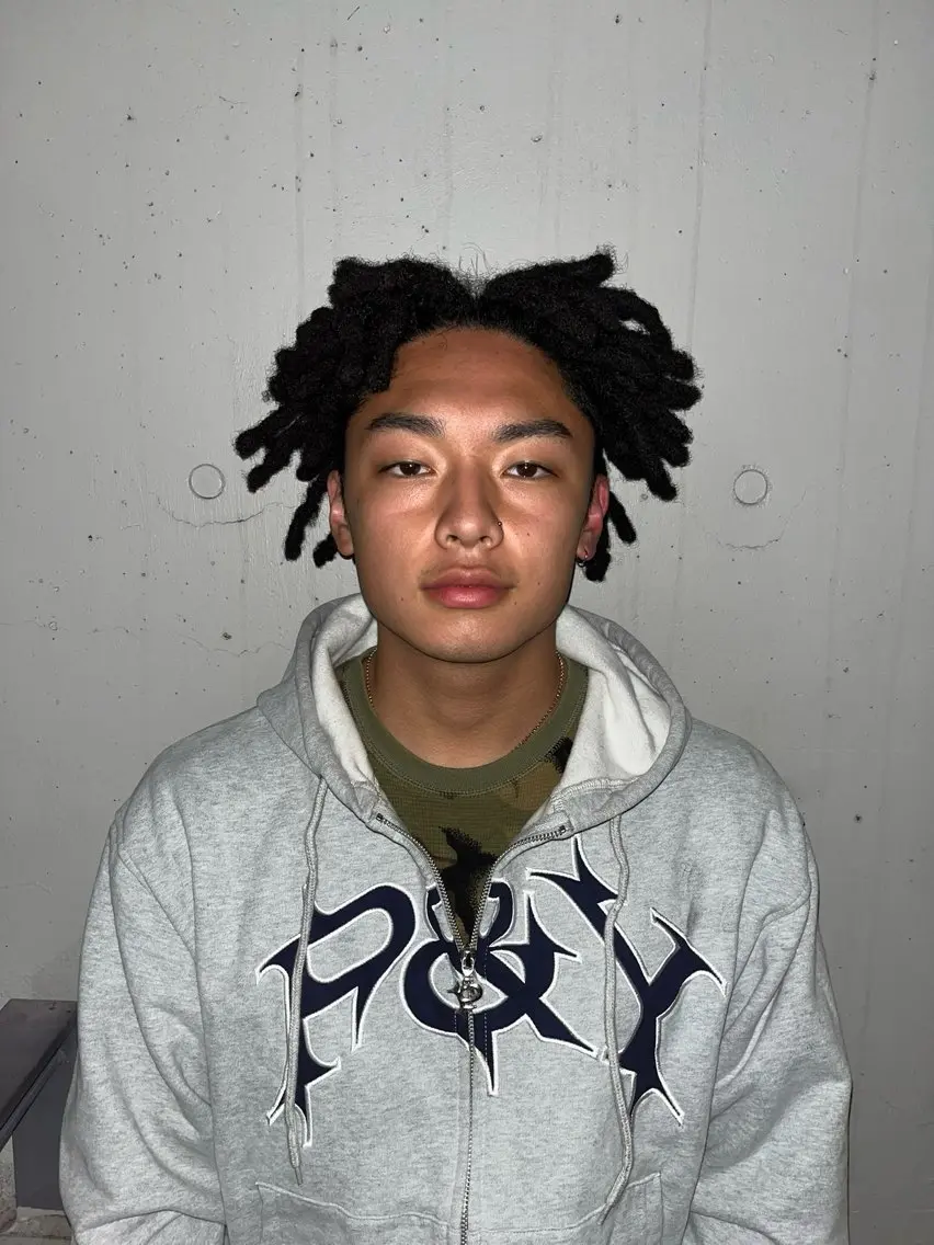 山口 ヒロトのヘアスタイル