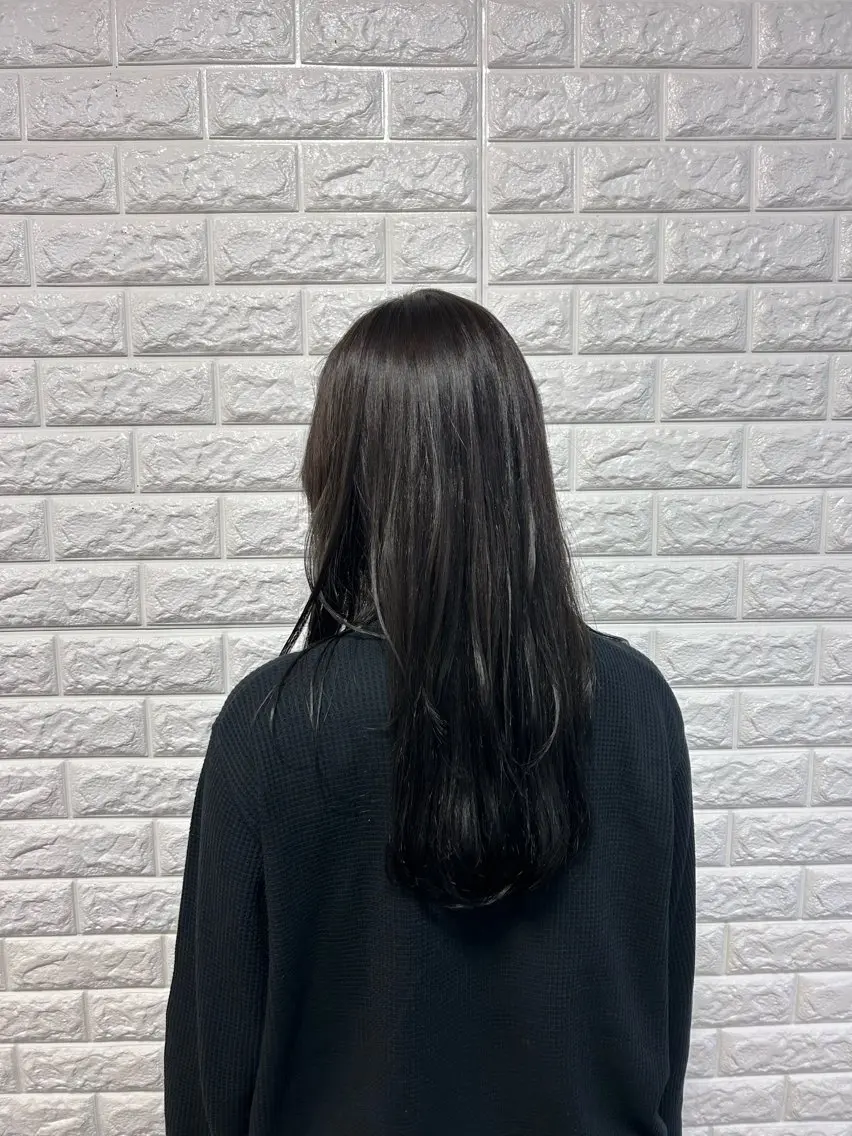 カラー 黒髪 透明感カラー ヘアカラー 中山 千優のヘアスタイル