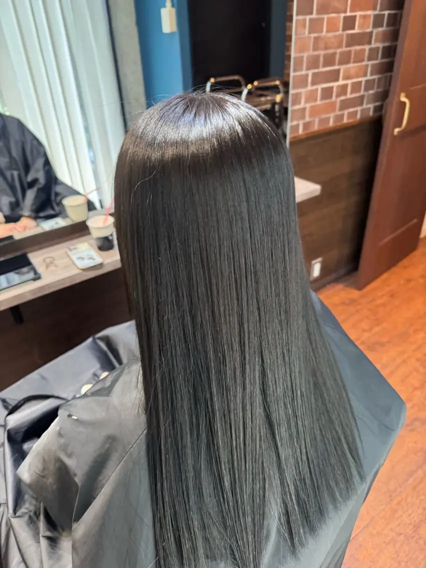 ロング カット 縮毛矯正 sora/ 暖色カラー🌷のヘアスタイル