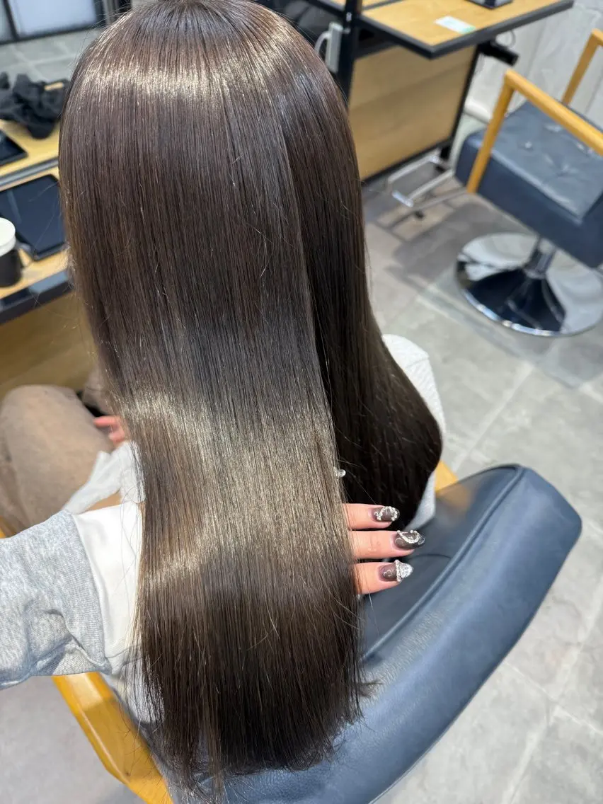 ロング カラー カット ヘアカラー トリートメント newi梅田🫧韓国 ヘア🫧sakiのヘアスタイル