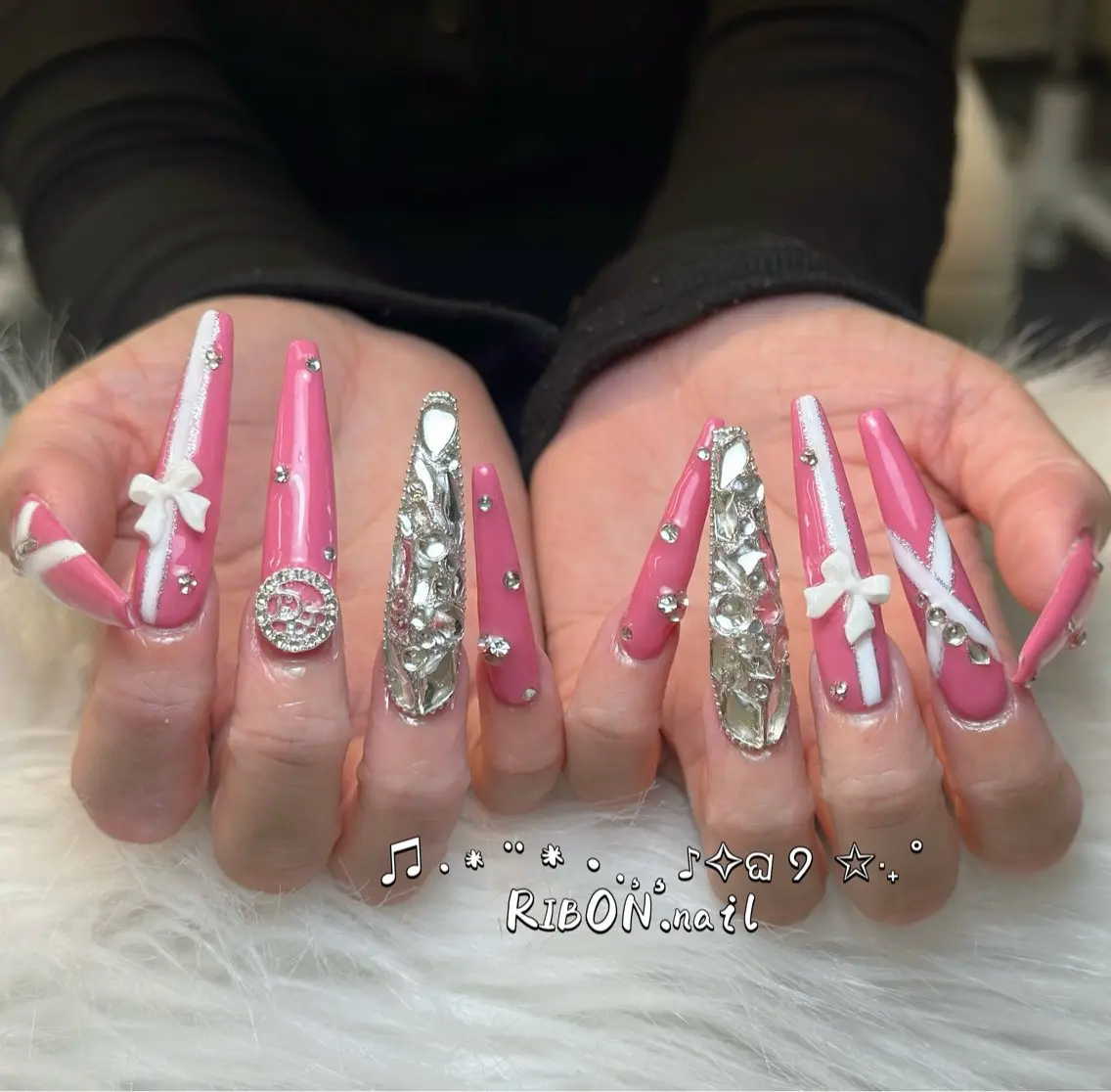 ネイル アートネイル 成人式 長さ出し キラキラネイル ロングネイル RIBON nail 高田馬場のネイルデザイン