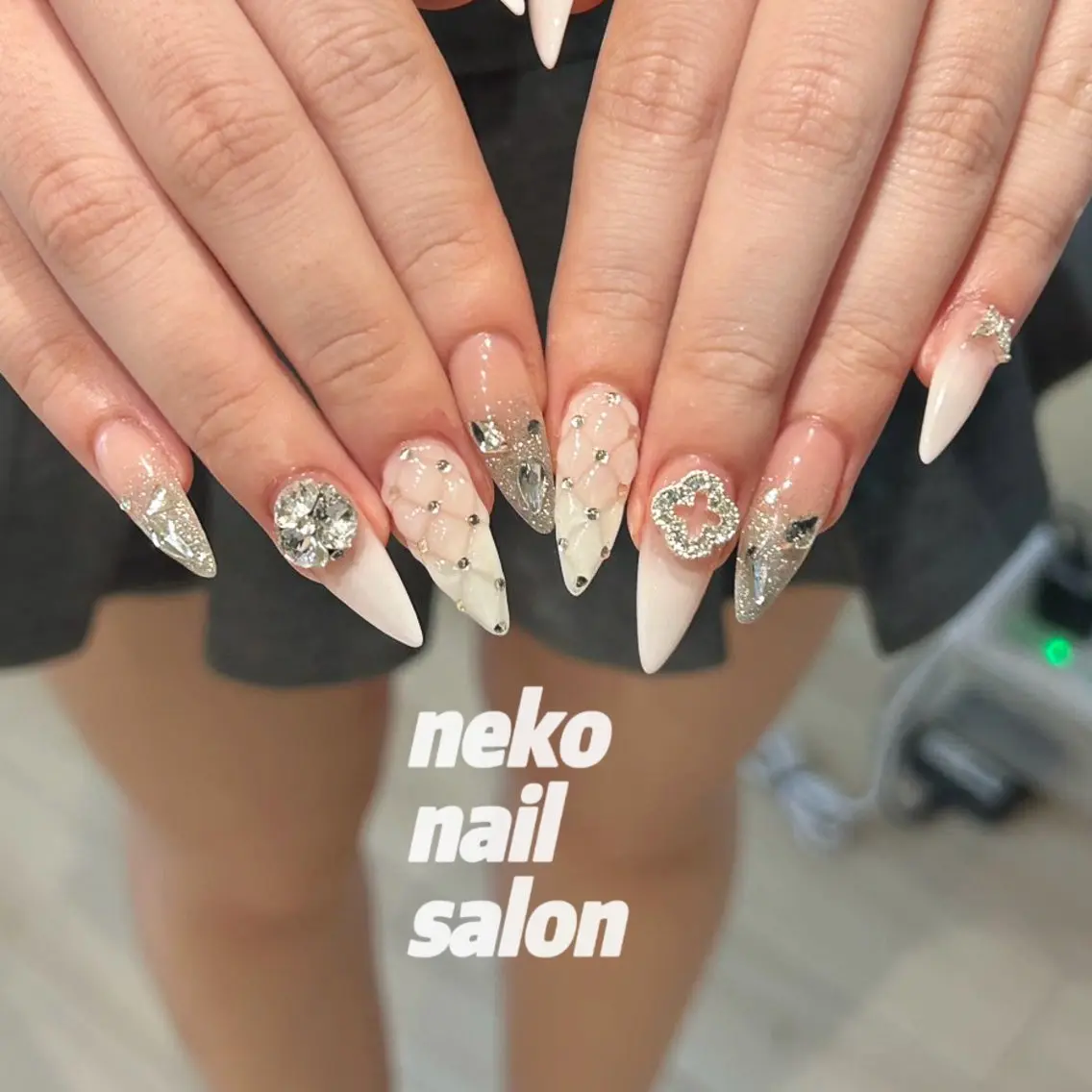ネイル ラメ(グリッター) ラメグラデーション ワンホンネイル ハンドネイル neko nailのネイルデザイン