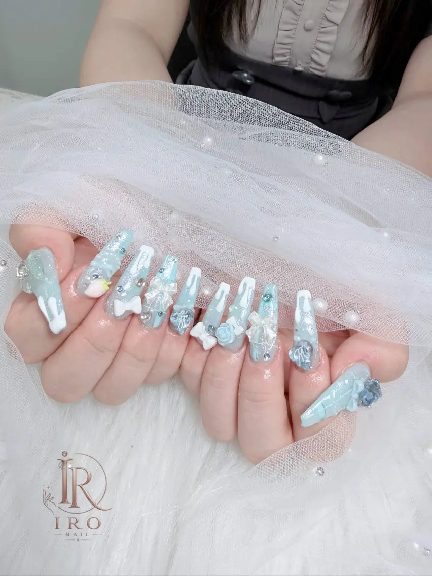 ネイル ハンドネイル IRO Nail Studioのネイルデザイン