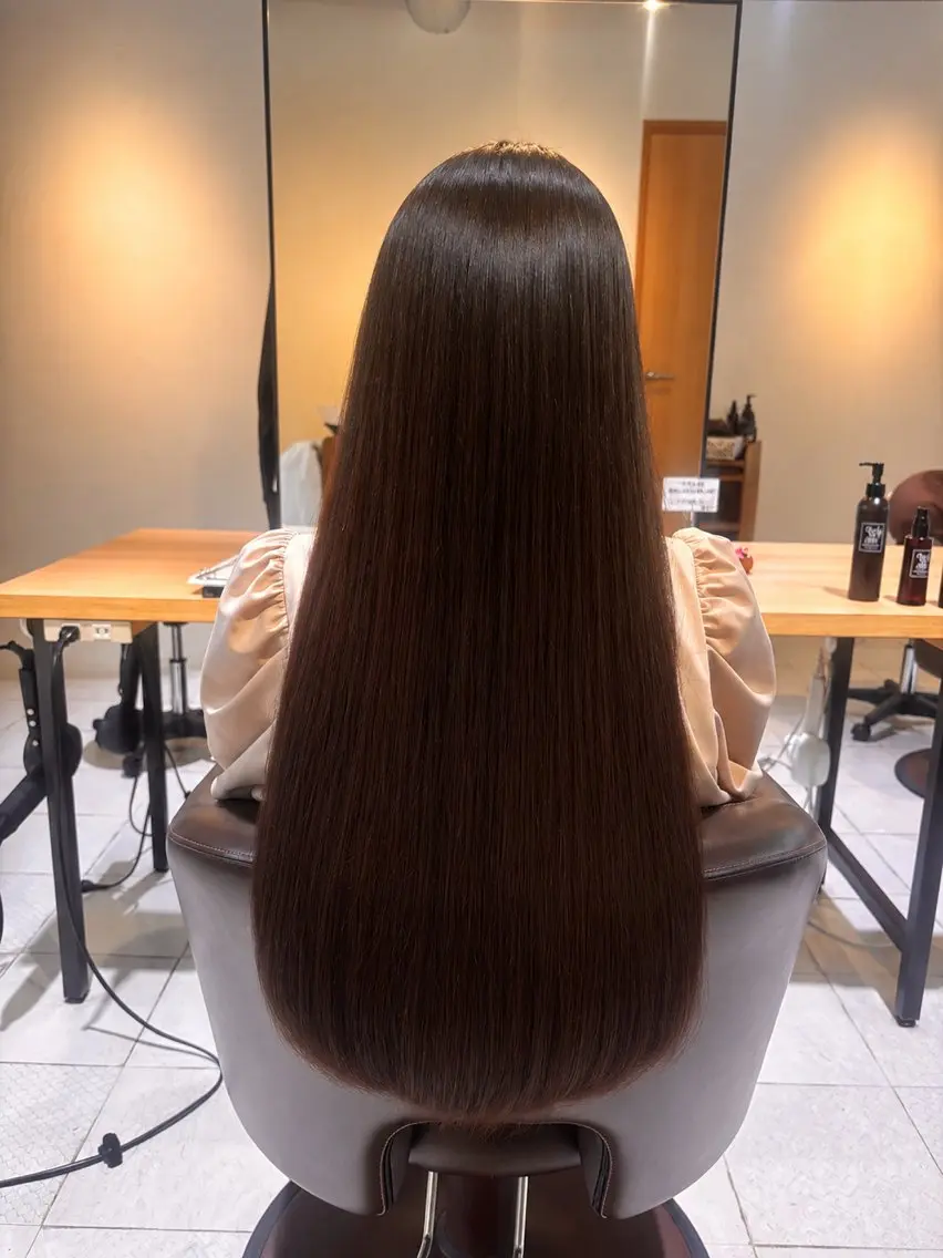 ロング 髪質改善 カット 縮毛矯正 トリートメント 尾形 百花のヘアスタイル