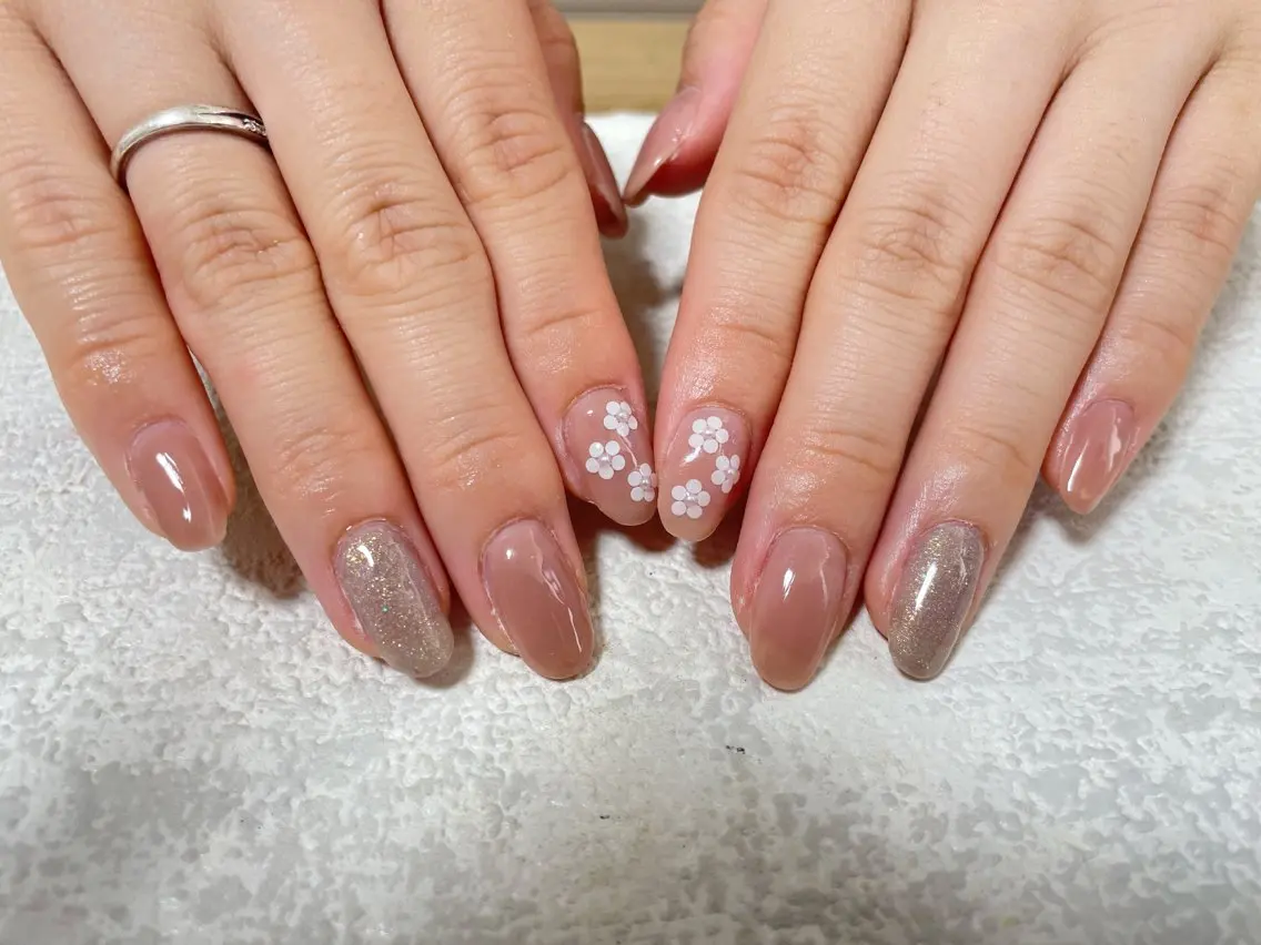 ネイル オーロラネイル フットネイル フレンチネイル ジェルネイル 韓国ネイル ハンドネイル mogunail &blowのネイルデザイン