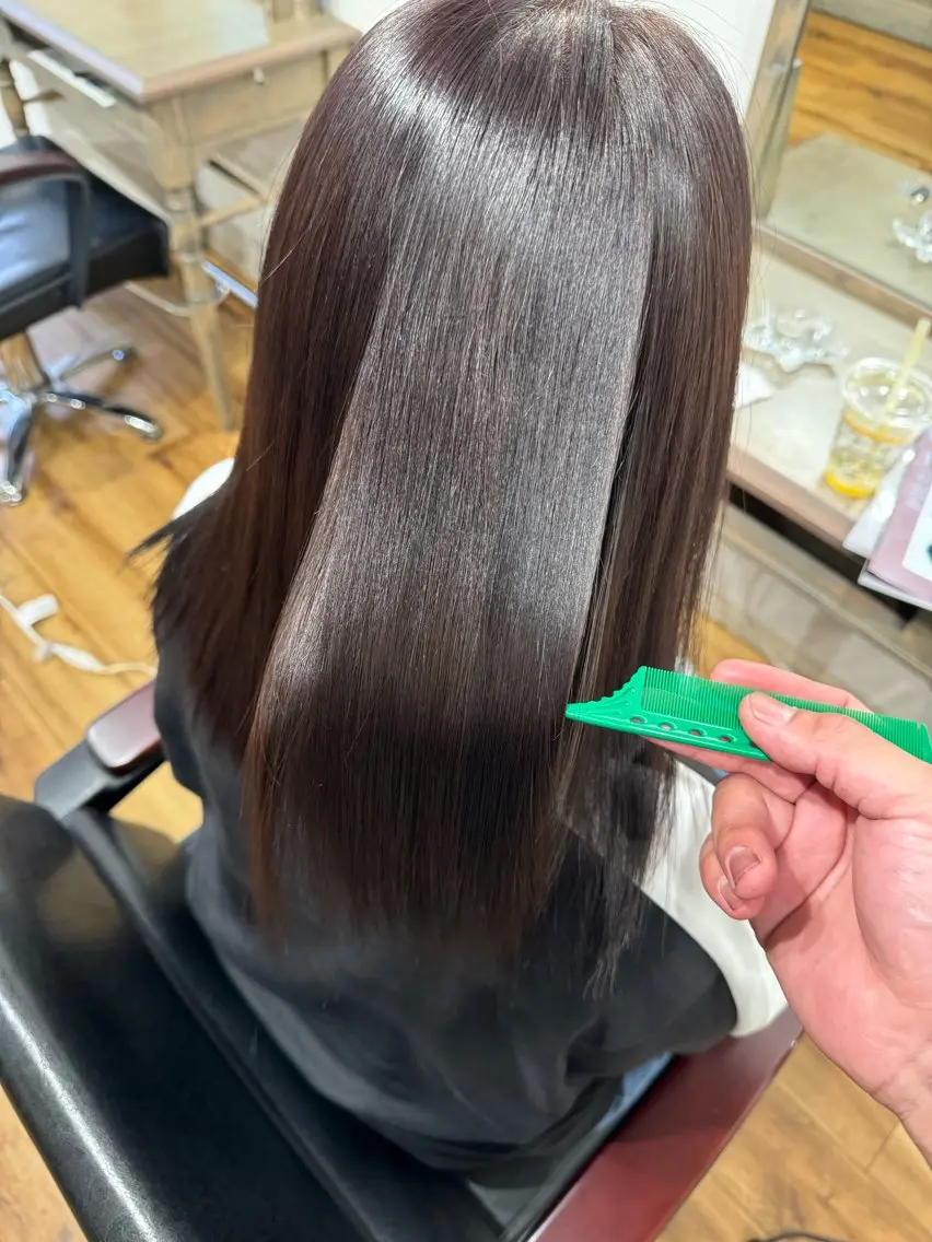 ロング ハイライト 髪質改善 レイヤーカット 縮毛矯正 カット ヘアカラー トリートメント 夜23時まで予約🉑 reverieあきらのヘアスタイル