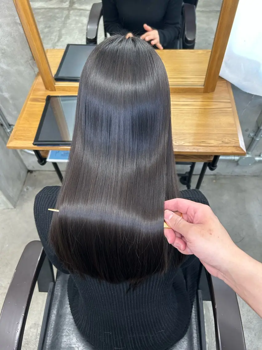 ロング カット 縮毛矯正 トリートメント 🌟髪質改善と艶 ✨相場つかさのヘアスタイル