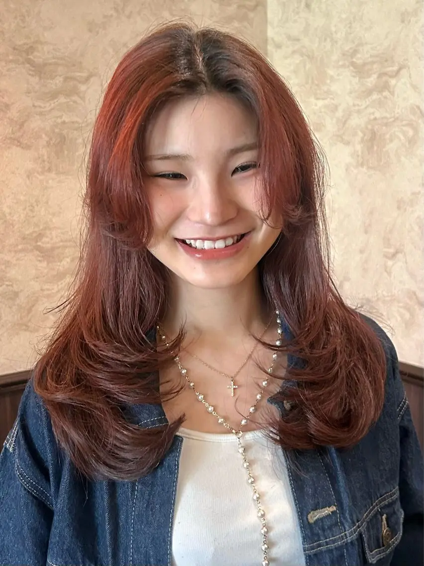 ロング カラー カット ヘアカラー トリートメント 🍒ハイレイヤー🍒 海外ヘア🍒Momoのヘアスタイル