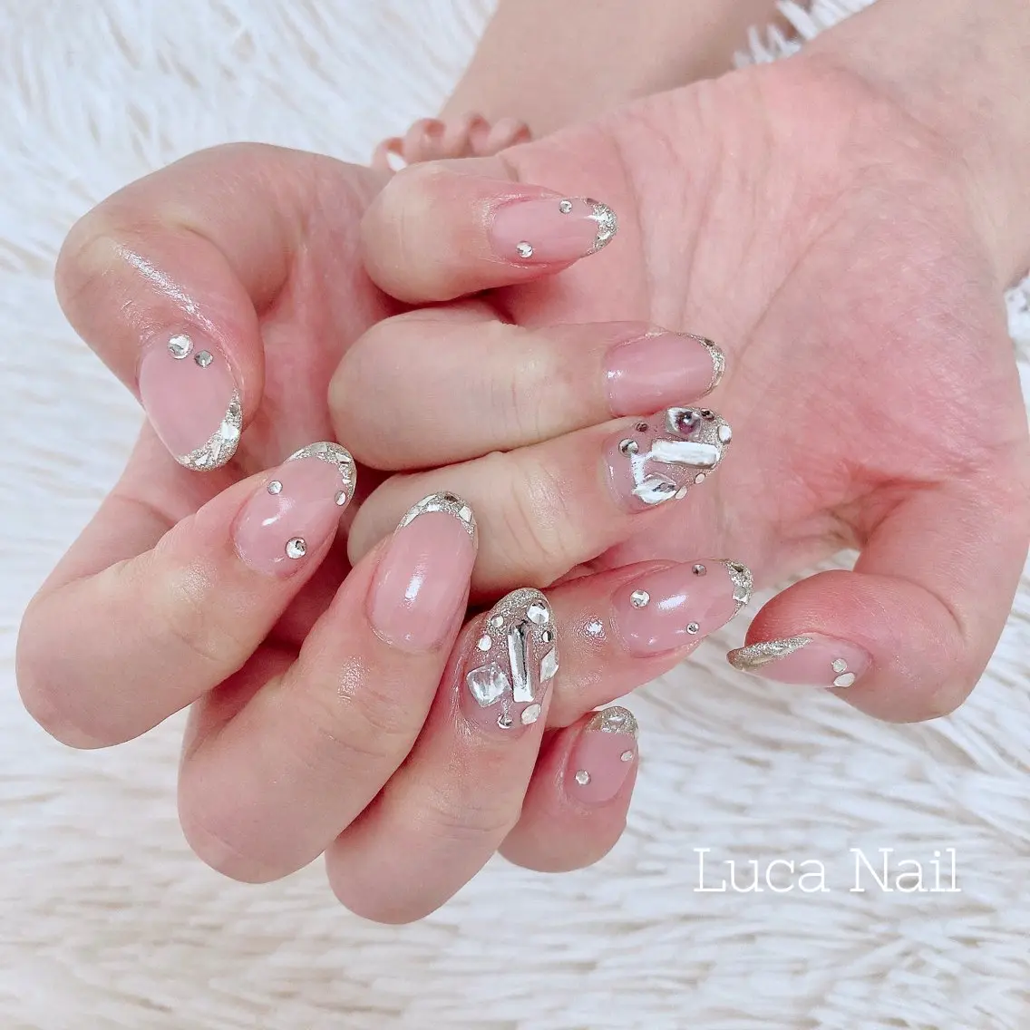 ネイル フレンチネイル ガラスフレンチ 韓国ネイル 持ち込み ブライダルネイル Luca Nail 🌼yu-kaのネイルデザイン