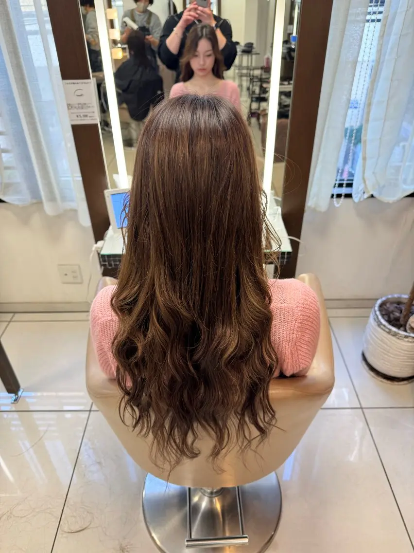 メンズ特化シャドウパ ーマラウンドマッシュのヘアスタイル