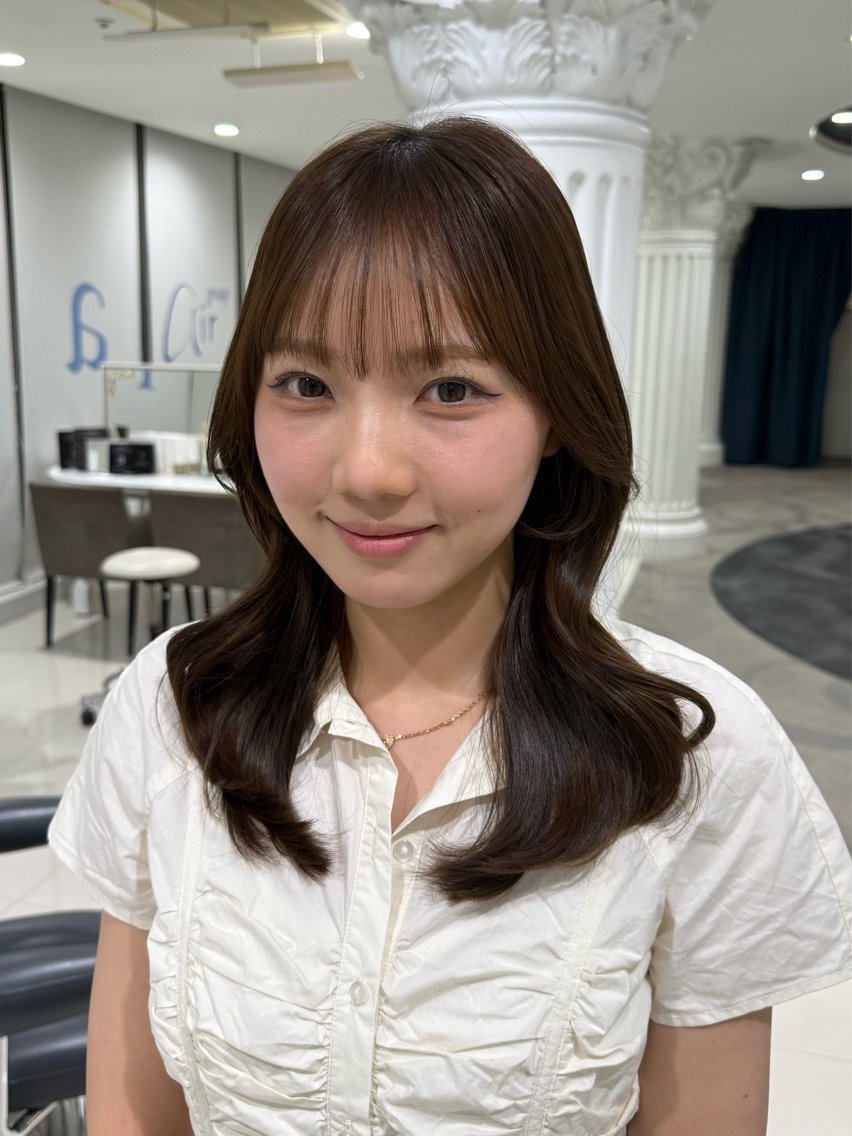 セミロング 韓国風ヘア レイヤーカット 中村 日南のヘアスタイル