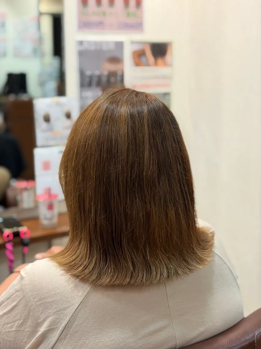 ミディアム ボブ 外ハネヘア 甲斐 あおいのヘアスタイル