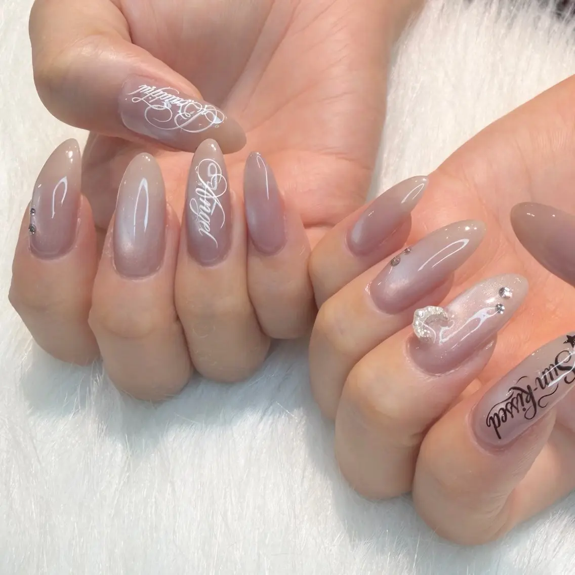 ネイル ハンドネイル MEI 🍑 nail OAKのネイルデザイン