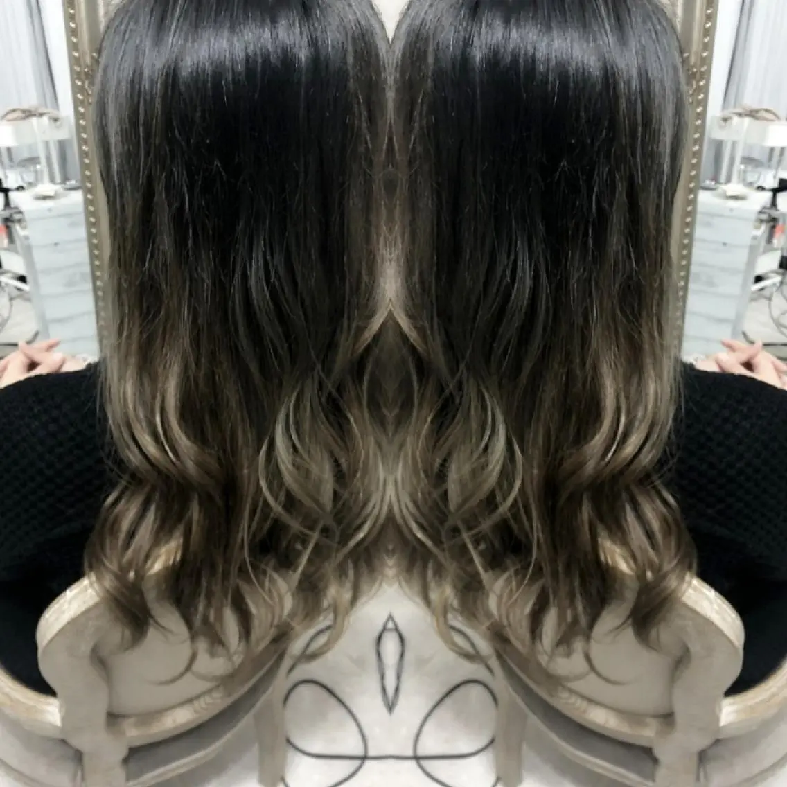 ロング カラー ヘアアレンジ グラデーションカラー See by merの眉毛・アイブロウイメージ