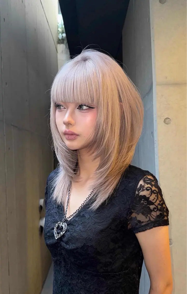 セミロング カラー カット ヘアカラー トリートメント だいち/ブリーチ/ レイヤーカットのヘアスタイル