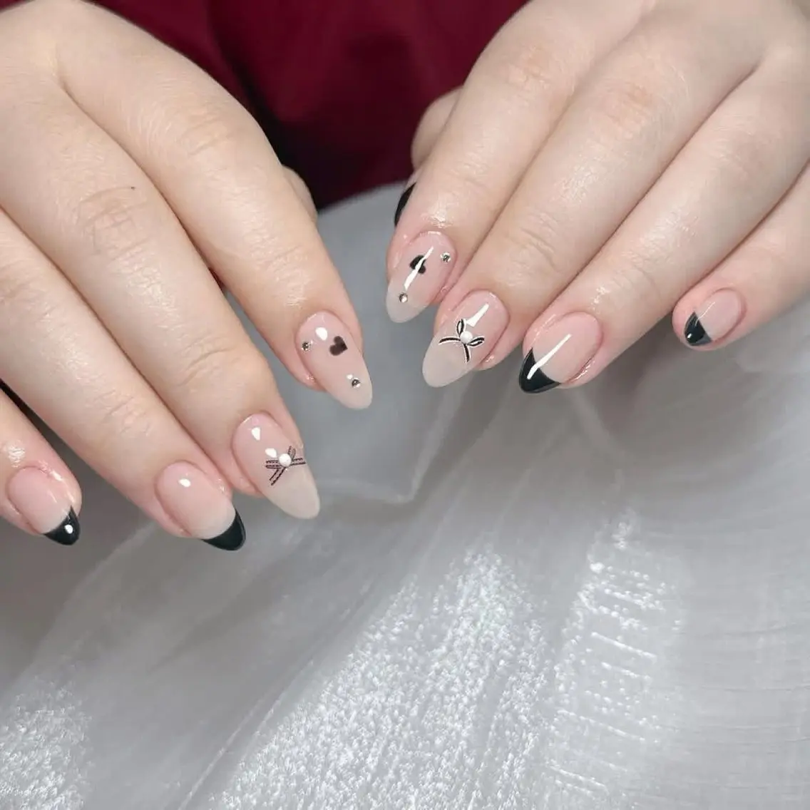 ネイル ハンドネイル T.Lee Nail Lilyのネイルデザイン