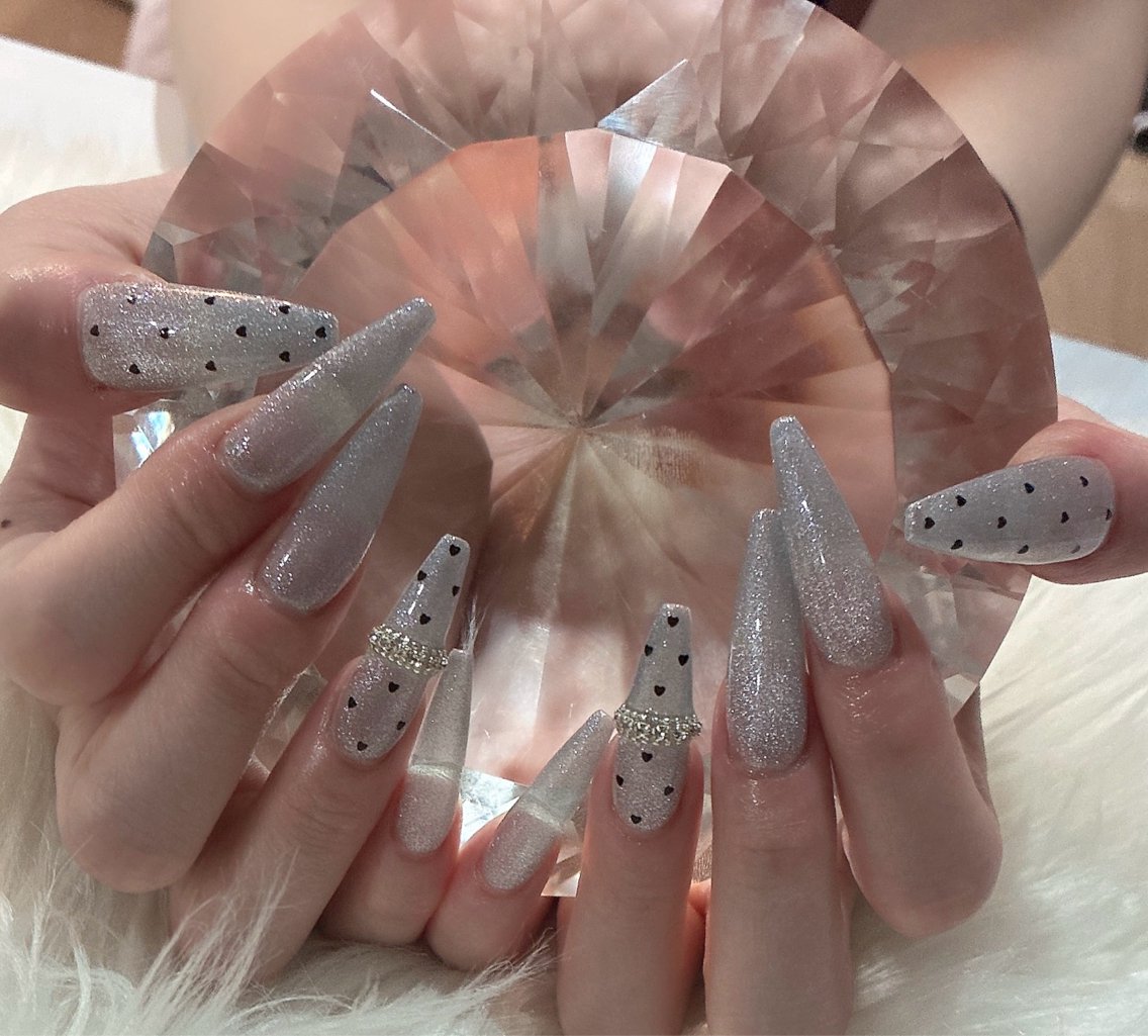 ネイル LoaChaton kaeのネイルデザイン