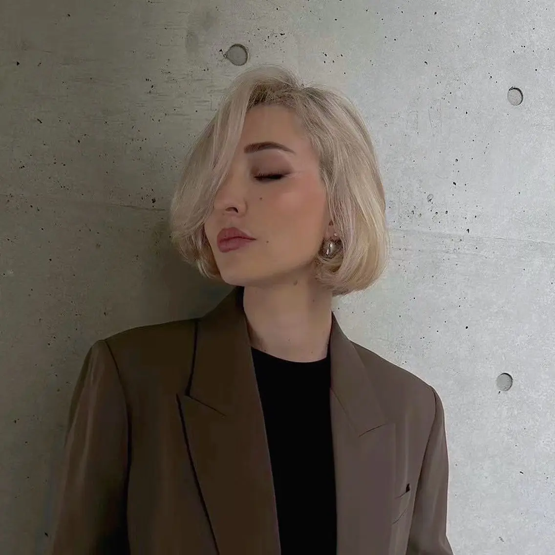 ショート ボブ 顔周りカット レイヤーカット カット ヘアカラー 海外レイヤー/ 梅田美容室のヘアスタイル