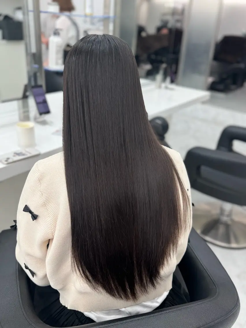 ロング カット 縮毛矯正 トリートメント noa🎀美髪縮毛/ 透明感カラーのヘアスタイル