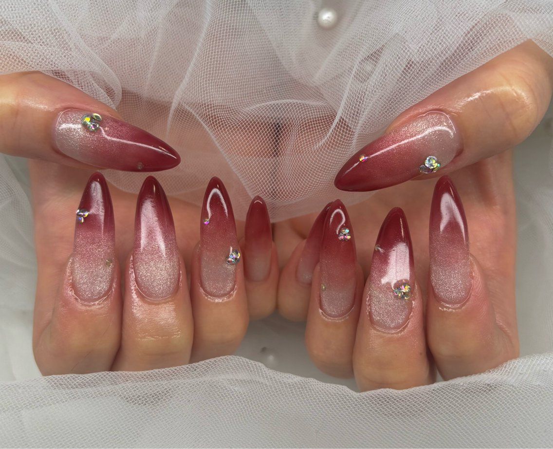 ネイル グラデーション マグネットネイル ハンドネイル NAILSALON ViViのネイルデザイン