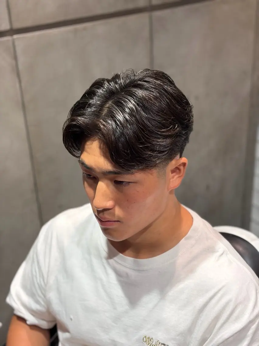 ショート メンズ 岩本 文太のヘアスタイル