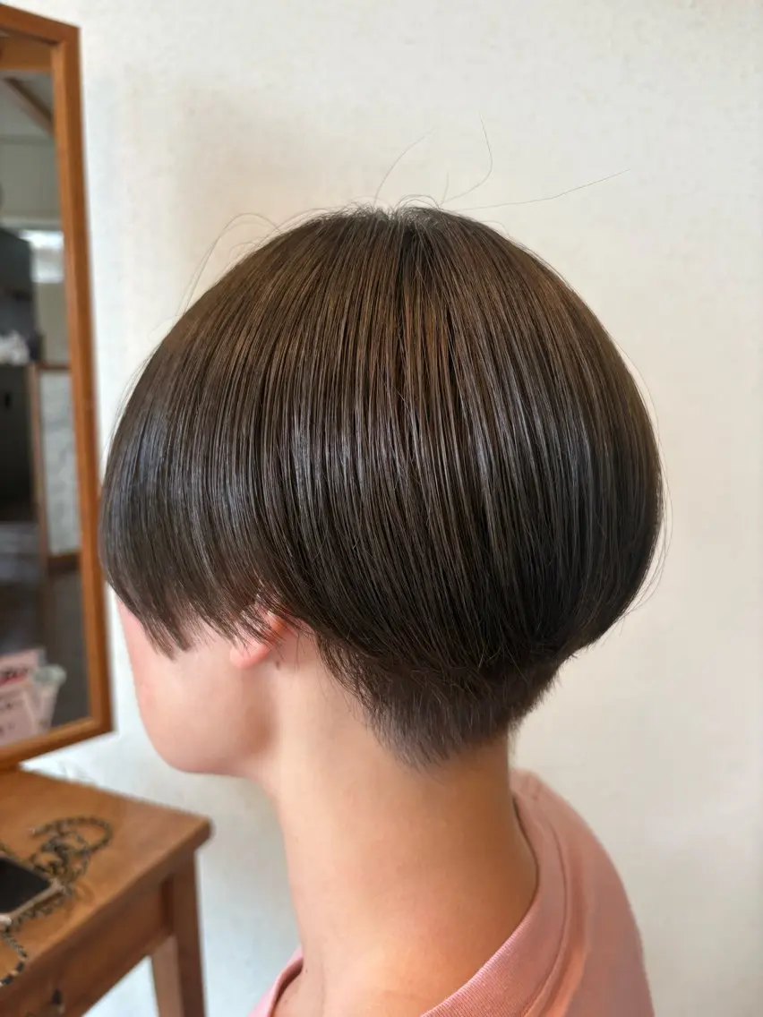 ショート 打井 玲奈のヘアスタイル