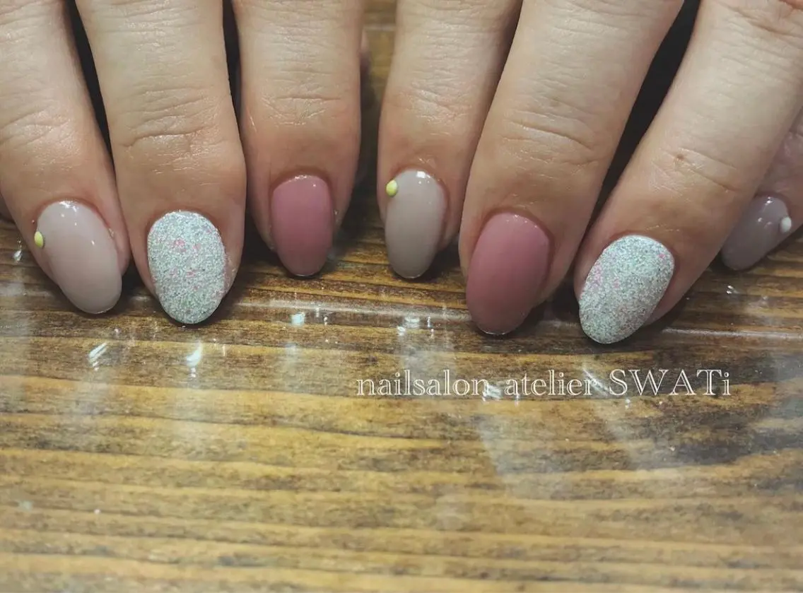 ネイル ハンドネイル nailsalon SWATiのネイルデザイン