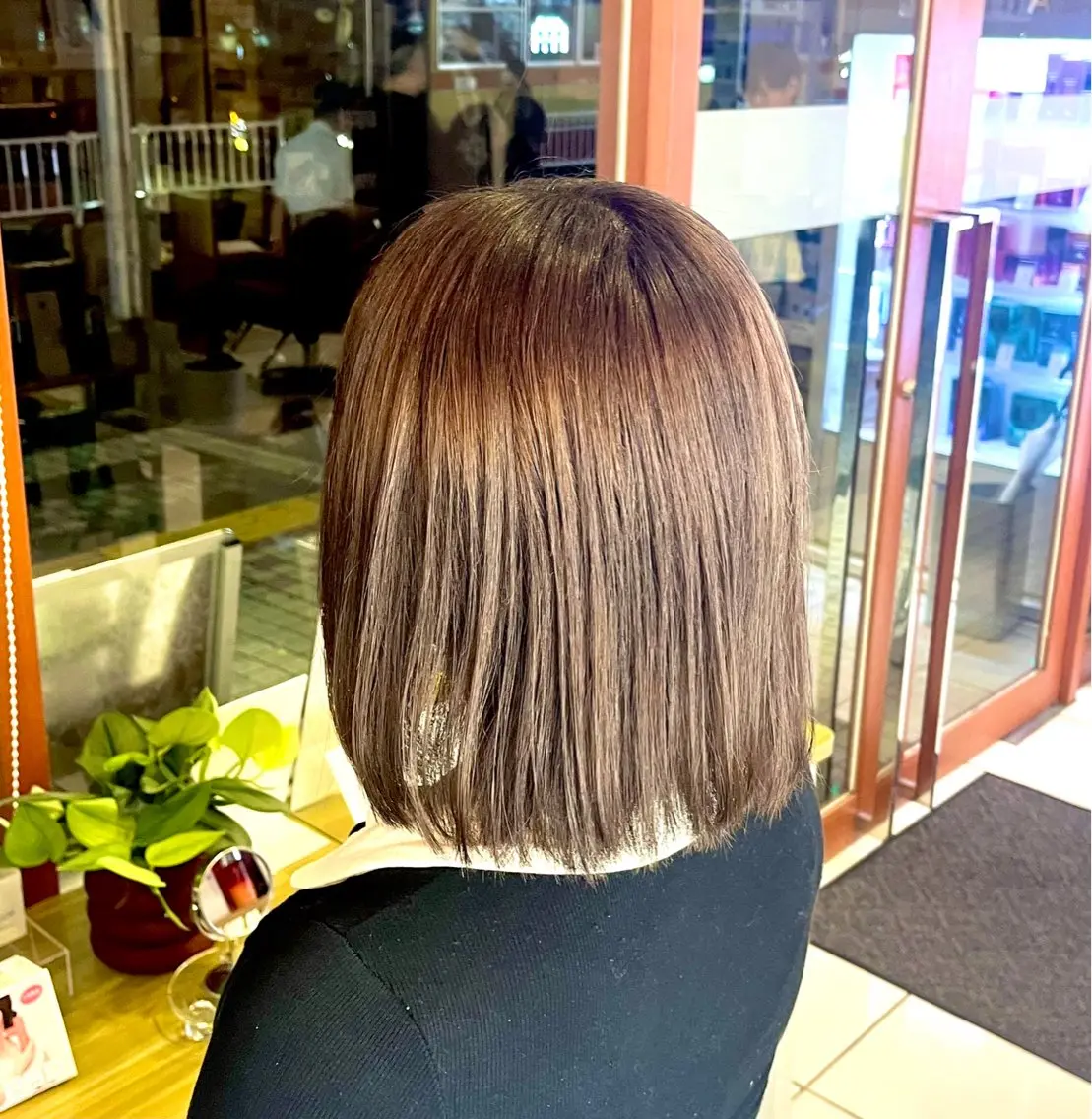 ミディアム カラー ヘアカラー 🫧透明感 ×艶🫧 吉田 陽菜のヘアスタイル
