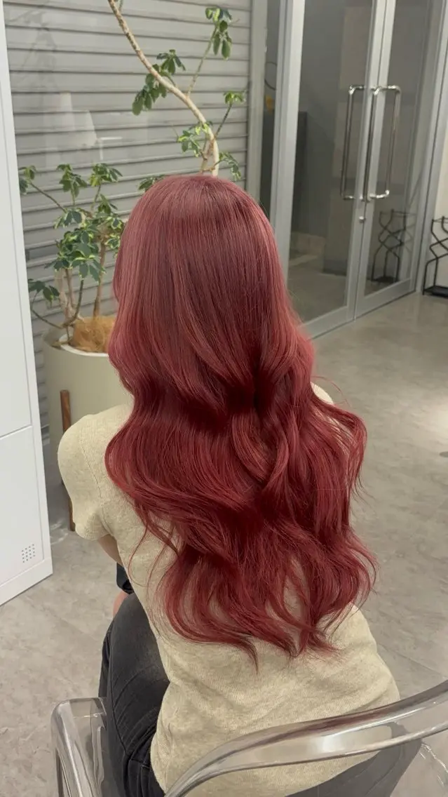 ロング ヘアカラー トリートメント 長谷川 日南のヘアスタイル