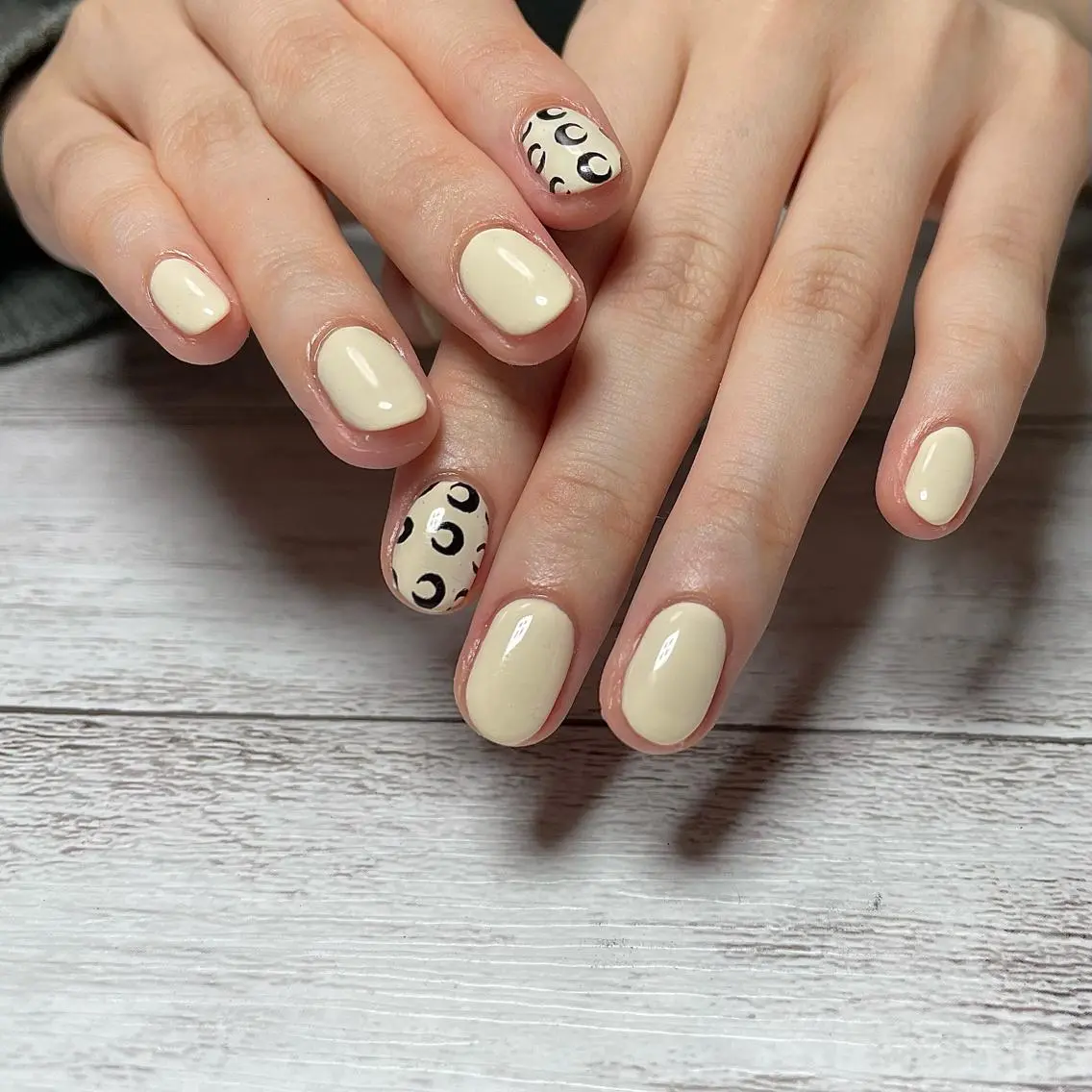 ネイル ハンドネイル Nailsalon BLOOM🌷 山崎のネイルデザイン