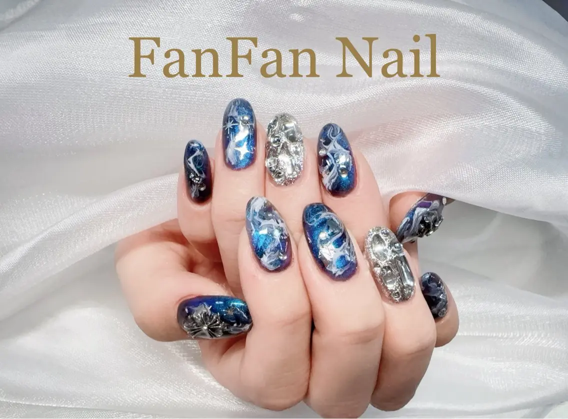 ネイル アートネイル オーロラネイル ガーリー キラキラネイル 韓国ネイル Mio NailsalonUのネイルデザイン