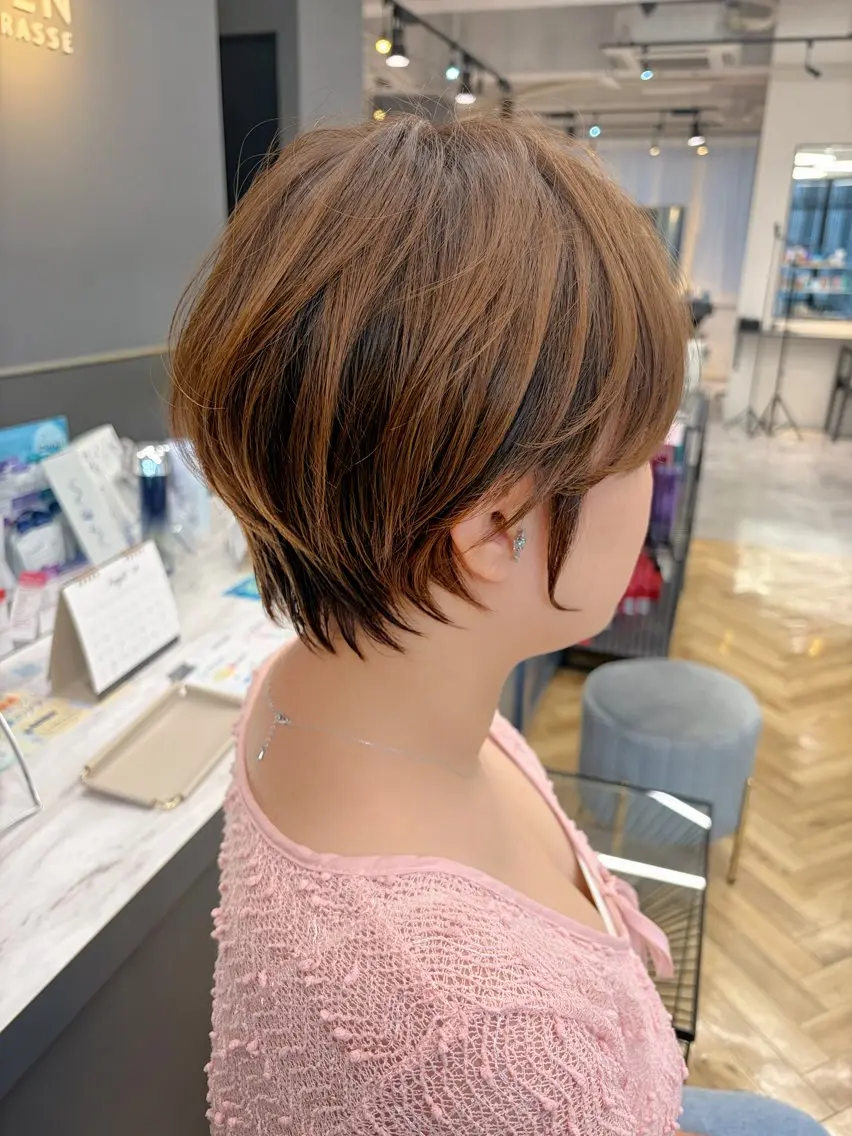 ショート 久保 佳乃のヘアスタイル