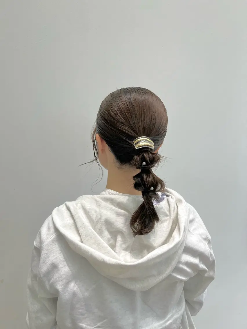 ミディアム ヘアアレンジ ヘアセット 黒阪 なみのヘアスタイル
