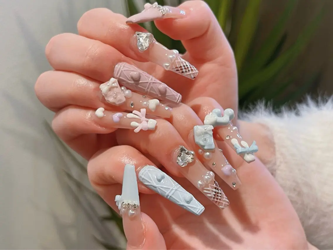 ネイル オーロラネイル 長さ出し フットネイル フレンチネイル ジェルネイル ハンドネイル Belle Nail Salonのネイルデザイン