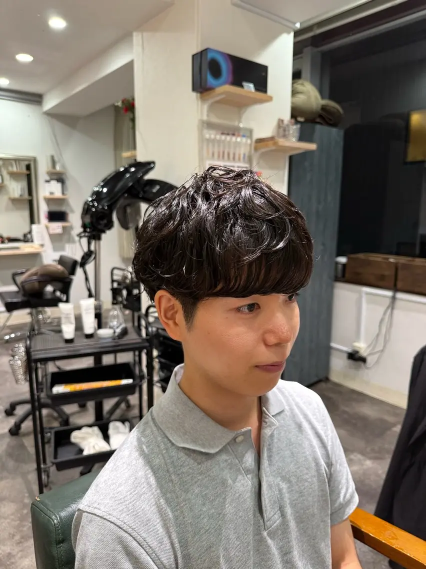 パーマ メンズ マッシュ メンズパーマ 刈り上げ est-r. Shionのヘアスタイル