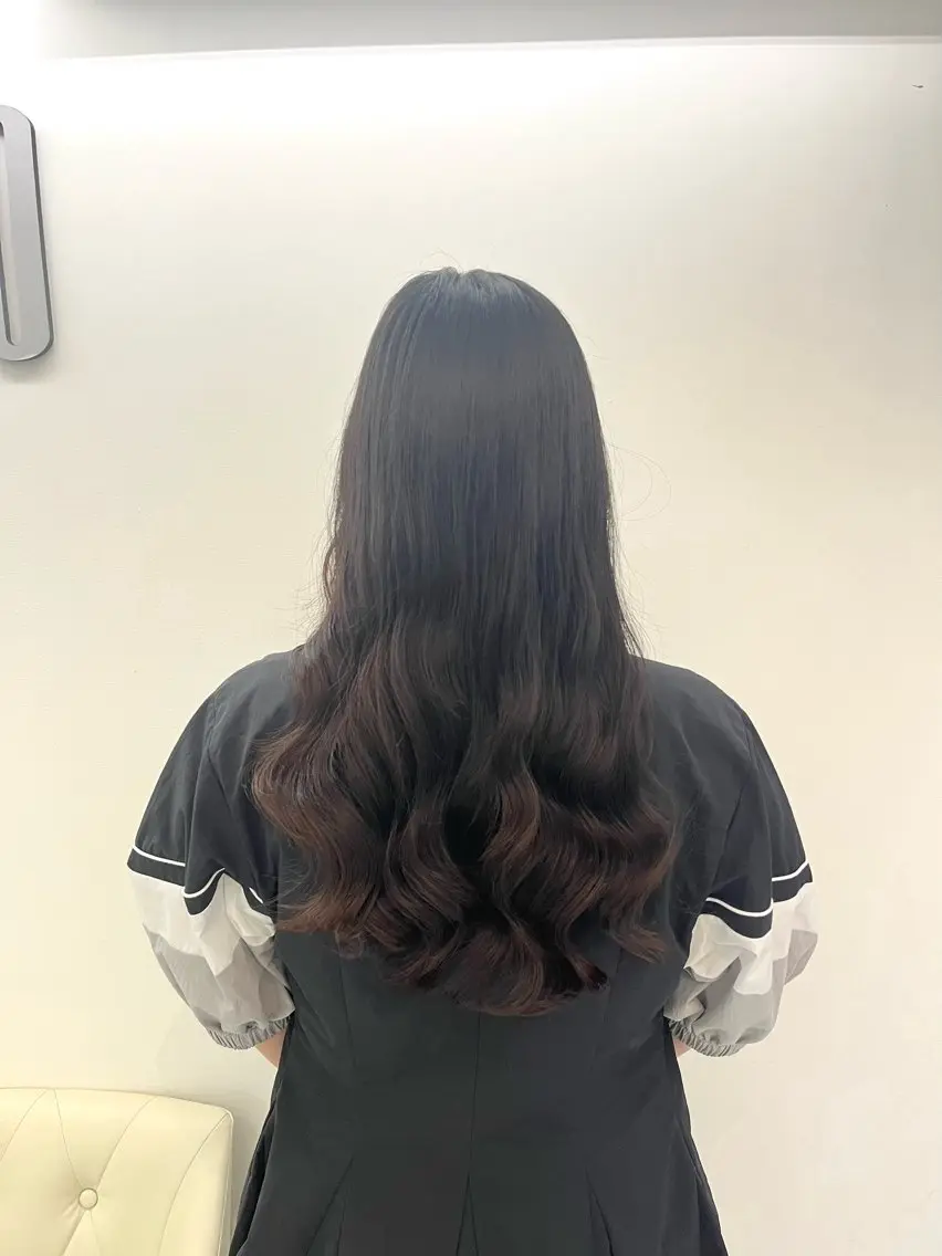 ロング パーマ カット パーマ トリートメント コテ巻き風パーマ 藤澤　知彌のヘアスタイル