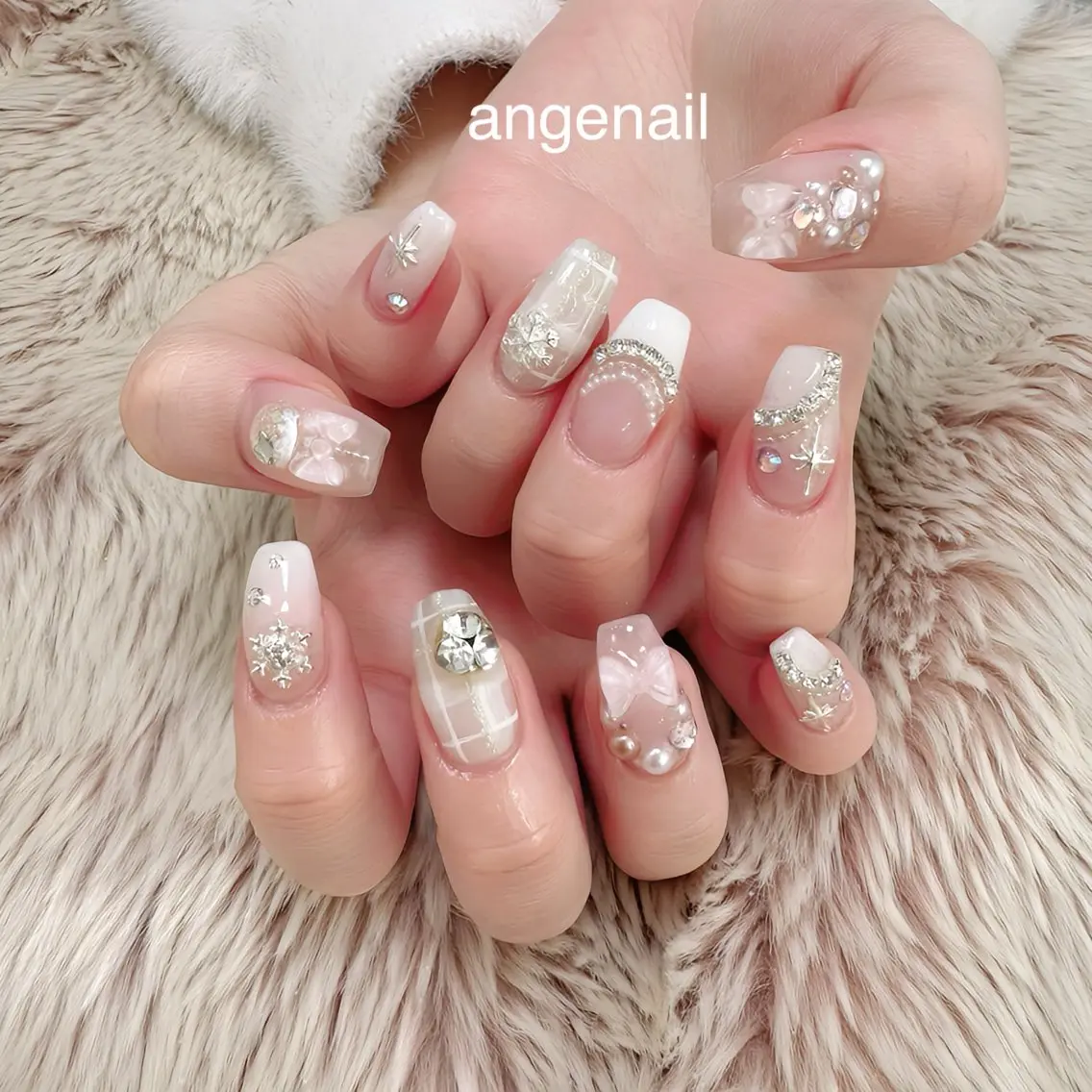 ネイル ハンドネイル オーナーネイリスト MAKIのネイルデザイン