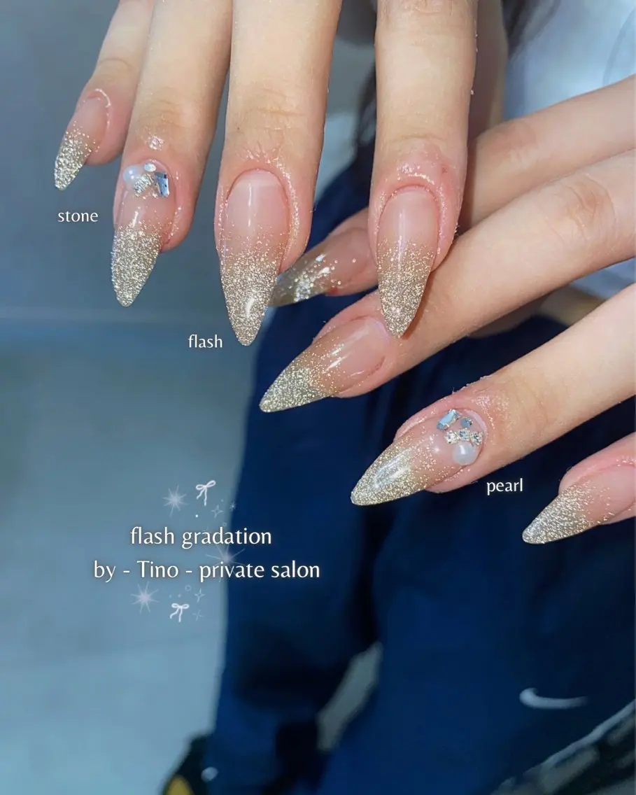 ネイル 長さ出し フラッシュネイル ハンドネイル nailsalon - Tino -のネイルデザイン