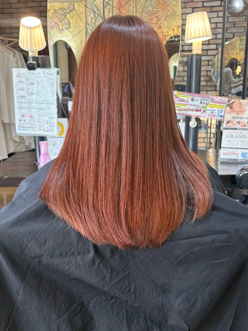 カラー 野崎 仁那のヘアスタイル