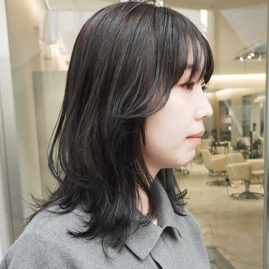 ミディアム カラー カット ヘアカラー レイヤーカット🪄 ヘアセット🪄シホのヘアスタイル