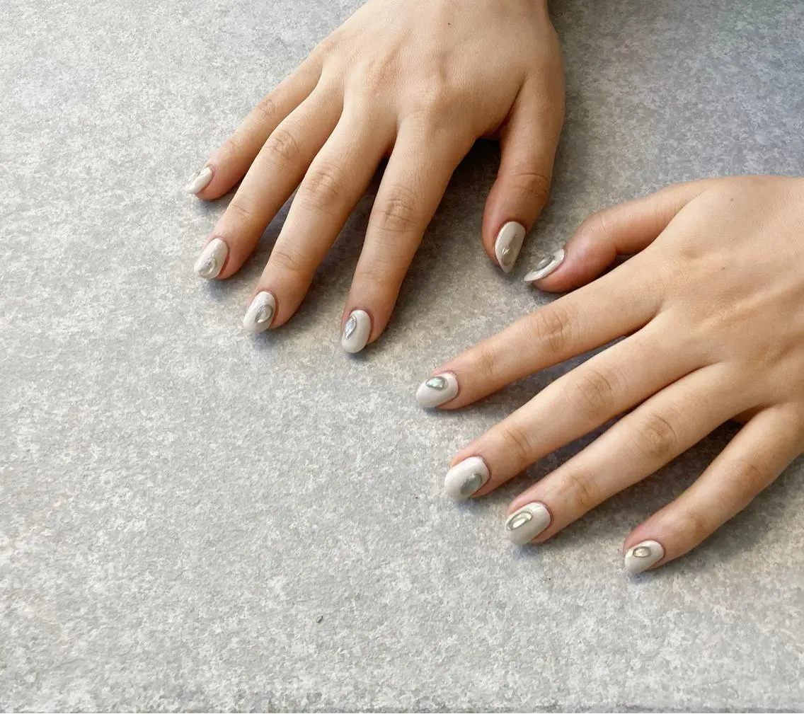 ネイル アートネイル 長さ出し ジェルネイル マットネイル ミラーネイル ハンドネイル nail salon Soeurのネイルデザイン