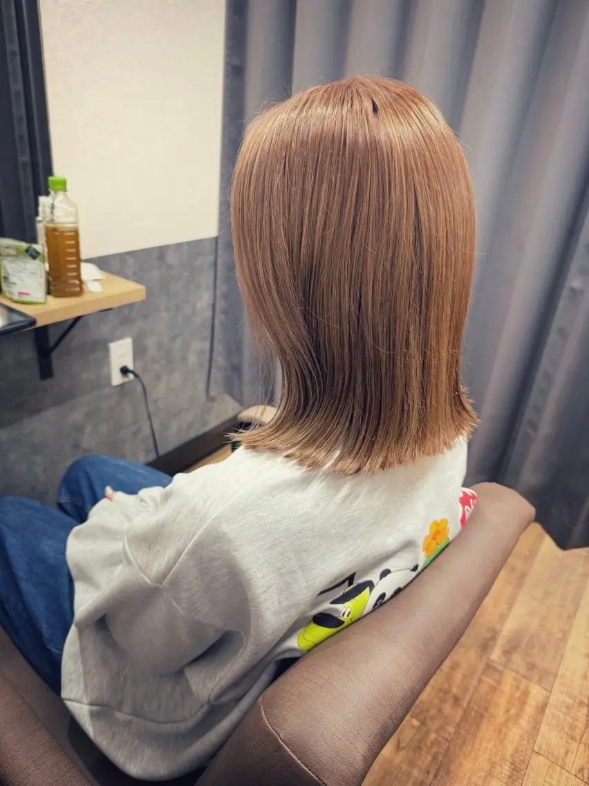 ミディアム カラー reeed konnoのヘアスタイル