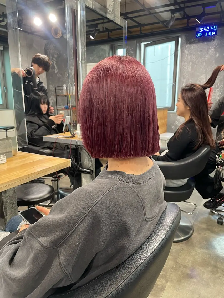 ショート カラー ヘアカラー ハイトーン 横浜💞ミオのヘアスタイル