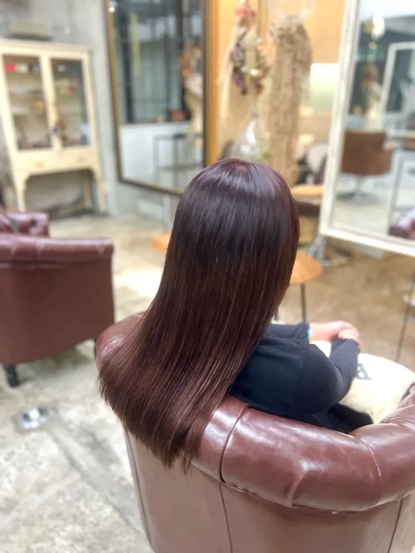 ロング カラー レッドカラー ヘアカラー 等々力 唯奈のヘアスタイル