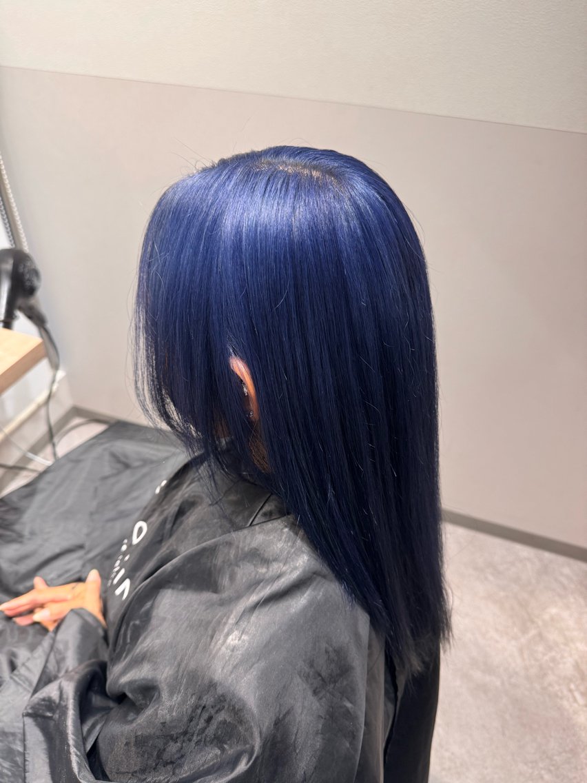ロング カラー ブリーチ ブルーカラー ネイビーカラー .ａｎｃ 大宮のヘアケア屋さんのヘアスタイル